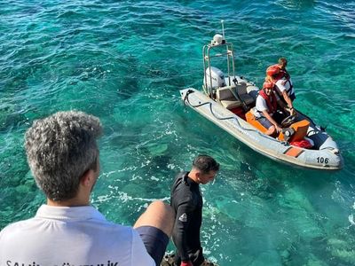 Muğla'da Batan Teknedeki İki Çocuk Kurtarıldı