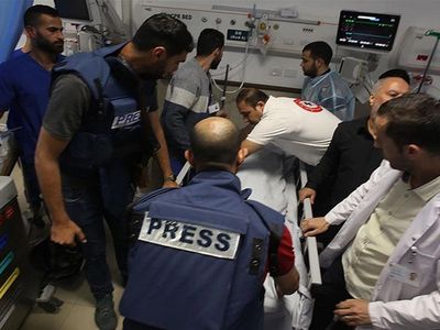 İsrail’in hain saldırısı sonucu muhabir Şirin Ebru Akile hayatını kaybetti 