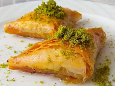 Muhallebili muska tatlısı nasıl yapılır? Tadı damakta kalan nefis muhallebili muska tatlısı tarifi