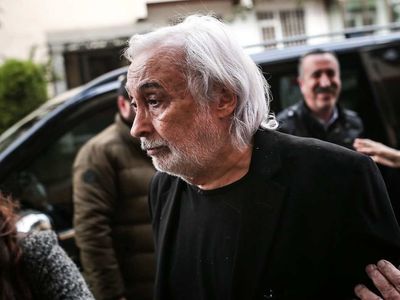 Müjdat Gezen sağlık durumu nasıl? Müjdat Gezen'denkötü haber korona virüs testi pozitif çıktı