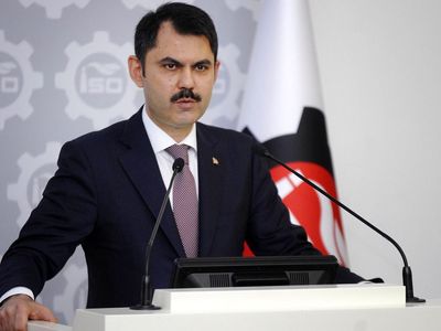 Murat Kurum’dan seçim çalışmaları başladı: Gençlerle bir araya geldi