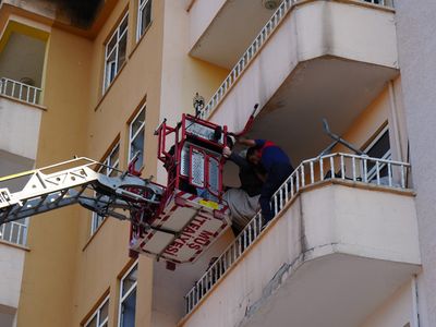Muş'ta korkutan yangın: olay yerine çok sayıda ekip sevkedildi