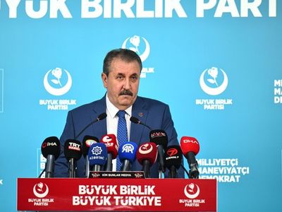 Mustafa Destici'den Kamu Sözleşmeleri ve Orman Yangınları Üzerine Açıklamalar