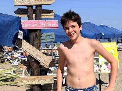 Mustafa Konak, yaz tatilini Bodrum’da geçiriyor ve yeni projelere hazırlanıyor