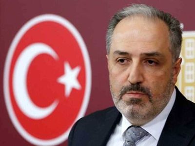 Mustafa Yeneroğlu neden istifa etti? Mustafa Yeneroğlu kimdir kaç yaşında, nereli? Mustafa Yeneroğlu hakkında bilgiler