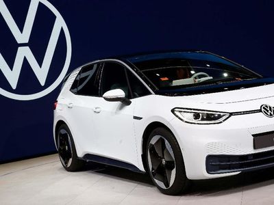 Müşteriye Var, Patrona Yok! Volkswagen Elektrikli Araç Kullanımını Yasakladı