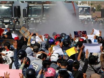 Myanmar'da Darbeciler Durmak Bilmiyor: 701 Ölü