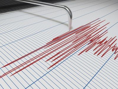 Naci Görür’den riskli bölgelere uyarı: ‘O illerde tarih tekerrür edecek’