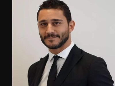 Nail Gönenli kimdir, nereli? Avukat Nail Gönenli kaç yaşında, Çağla Şikel ile sevgili mi? Avukat Nail Gönenli ile Çağla Şikel birlikte anılıyor