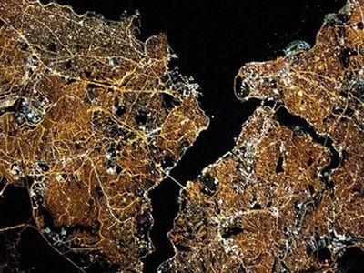 NASA, İstanbul’un Uzaydan Çekilmiş Fotoğrafını Paylaştı