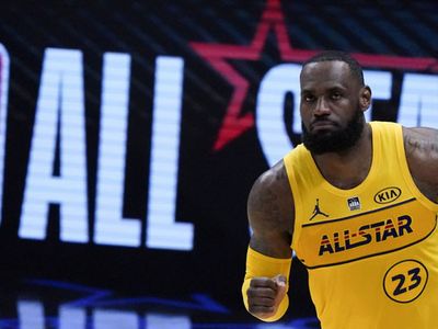 NBA All Star'ın Şampiyonu LeBron'un Takımı Oldu!