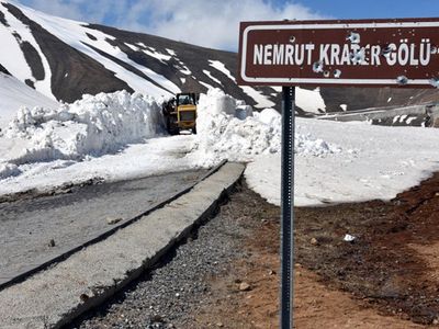 Nemrut Dağı'nda Karla Mücadele 3 Gün Boyunca Sürecek