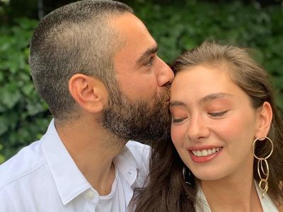 Neslihan Atagül ve Kadir Doğulu çifti bebek mi bekliyor? Ünlü çiftten bomba açıklama geldi