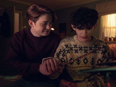 Netflix  Heartstopper dizi konusu ve oyuncuları