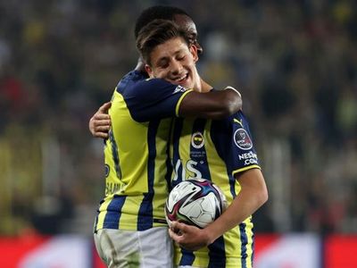 Nihat Kahveci, Fenerbahçeli Arda Güler hakkında övgü dolu sözler söyledi!