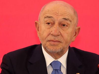 Nihat Özdemir'den Kötü Stadyum Zeminleri Hakkında Açıklama