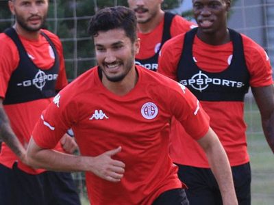 Nuri Şahin Milli Takımdan Umutlu