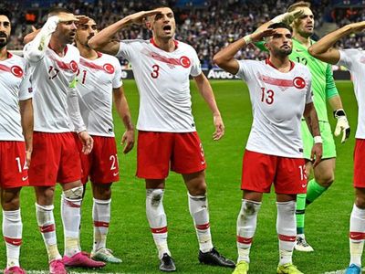 o7 ne demek, anlamı nedir? o7 asker selamı mı demek? Sosyal medyada kullanılan o7 anlamı