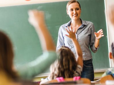 Öğretmenlerin beklediği haber geldi: Ödeme tarihleri belli oldu