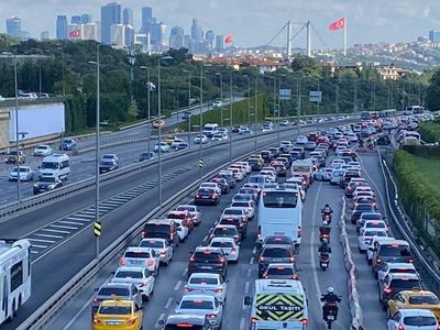 Okullar açıldı: İstanbul’da trafik yoğunluğu arttı