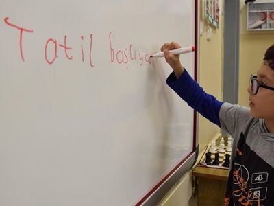 Okullar ikinci ara tatiline bugün giriyor: Ramazan Bayramı ile birleşecek