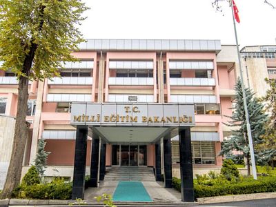 Okullar ne zaman açılacak? 2024-2025 eğitim öğretim sezonu ne zaman başlıyor? MEB okulların açılacağı tarihi duyurdu