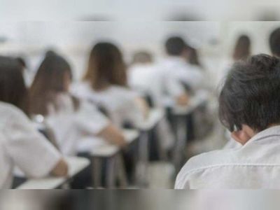 Okullarda raporlu ve raporsuz devamsızlık süresi kaç gündür? Lise ve ortaokul öğrenci özürlü ve özürsüz devamsızlık hakkı