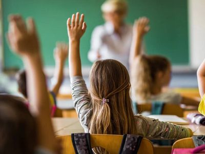 Okullarda yeni dil eğitim modeline geçiliyor: Pilot uygulama başladı