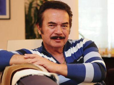Orhan Gencebay'dan Ekonomi Değerlendirmesi: Bizi Soydular Sömürdüler!