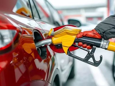 Orta Doğu Ateşi Petrolü Yaktı! Bu Gece Zam Var: Depoları Doldurmak İçin Son Saatler