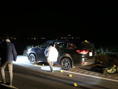 Ortalık savaş alanına döndü: Mardin'de otomobile silahlı saldırı