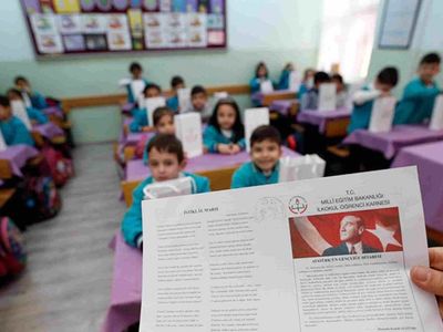 Ortaokulda sınıfta kalma ve sınıf tekrarı var mı? 2022 Lisede sınıfta kalma var mı?