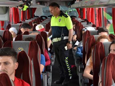 Otobüs yolculuğu yapacaklara dikkat! Emniyet kemeri zorunlu oldu!