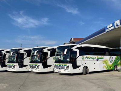 Otobüslerde ibadet tartışması: Molaların namaz saatlerine ayarlanması talebi reddedildi
