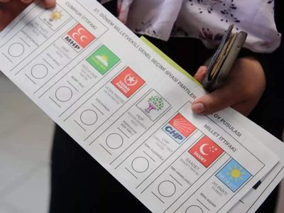 Oy kullanacak milyonlarca vatandaşı ilgilendiriyor: Seçmen listeleri yarın askıya çıkacak