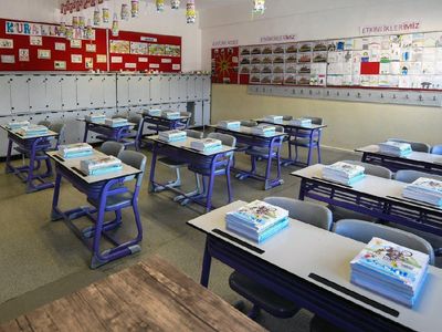 Özel okullar fiyatları katladı: Veliler büyük tepki gösterdi