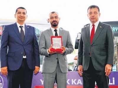 Özgür Karabat İBB'den 14 İhale Kaptı!
