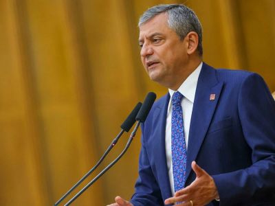 Özgür Özel: "15 Temmuz tiyatro değil, kanlı bir darbeydi"