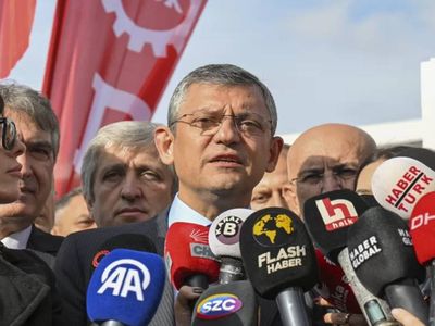 Özgür Özel ‘Bedelli askerliğe kaçanlardan oy istemiyoruz’ demişti: Ekrem İmamoğlu’nun bedelli askerlik yaptığı ortaya çıktı