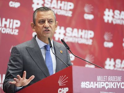 Özgür Özel'den belediye soruşturmalarına sert tepki
