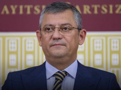 Özgür Özel’den Erdoğan’a 1 Mayıs Çağrısı: “Gerekirse Kol Kola Gireceğiz”