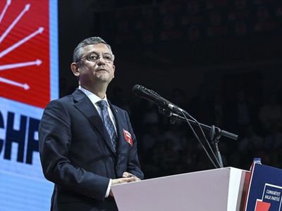 Özgür Özel’den Suriye Mesajı: “İnciten Politikalara Boyun Eğmeyeceğiz”