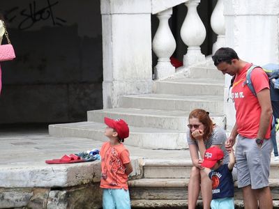 Özgürlüklerine Kavuşuyorlar! İtalya'da Açık Alanda Maske Zorunluluğu Kalkıyor