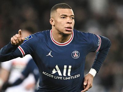 Paris Saint Germain'in yıldızı Kylian Mbappe'nin transfer hakkındaki açıklamaları Real Madrid'i endişelendirdi!