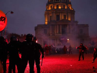 Paris sokaklarında tansiyon artıyor: Emeklilik reformuna tepkiler çığ gibi büyüyor