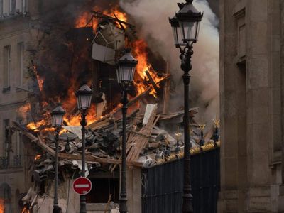 Paris’te korkunç patlama: Çok sayıda yaralı var