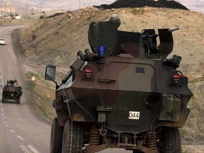 Pençe Kilit operasyonu teröristleri köşeye sıkıştırıyor! SİHA'lar 18 teröristi daha avladı