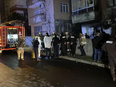 Pendik'te 4 Katlı Binada Yangın: Bacakları Olmayan Bir Vatandaş Yaşamını Yitirdi