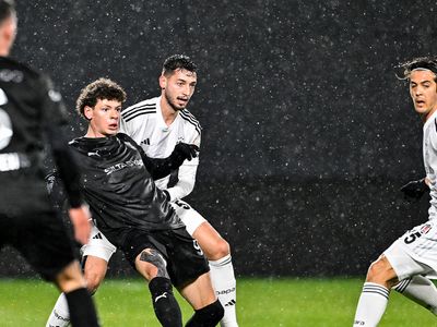 Pendik'te Beşiktaş'a soğuk duş: Siyah Beyazlılar farklı kaybetti
