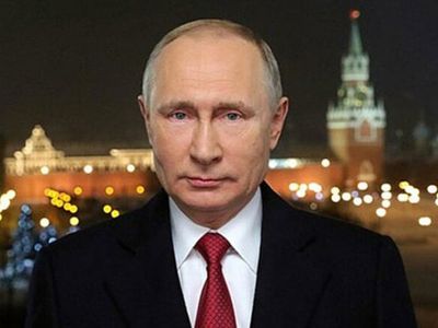 Peskov: 'Nükleer Çanta' Her Zaman Putin'in Yanında